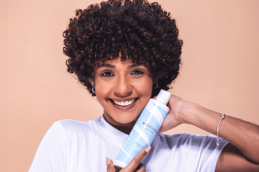 Machen Sie Ihre Locken in 5 einfachen Schritten bereit für den Frühling