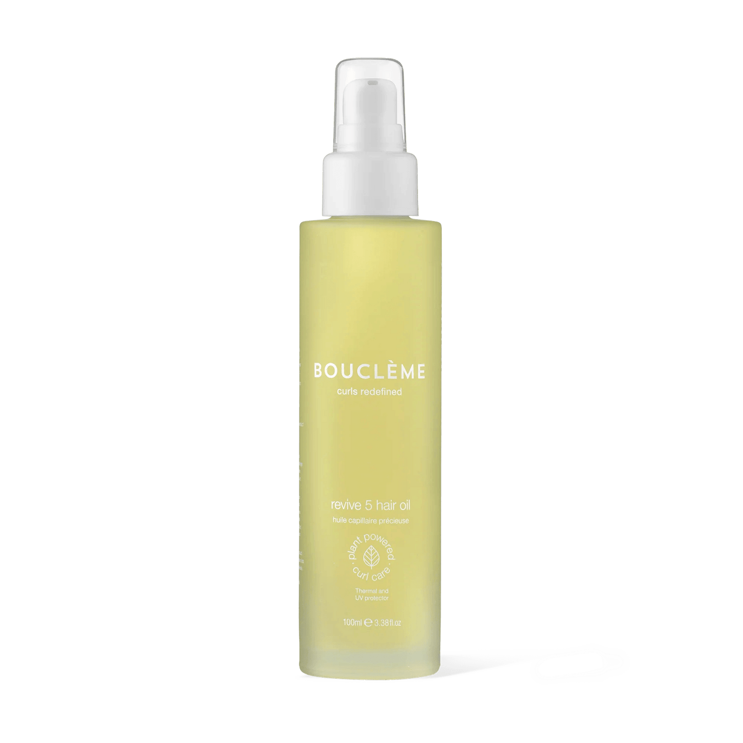 A nutrient rich, lightweight oil by Boucleme that conditions and protects hair against humidity.