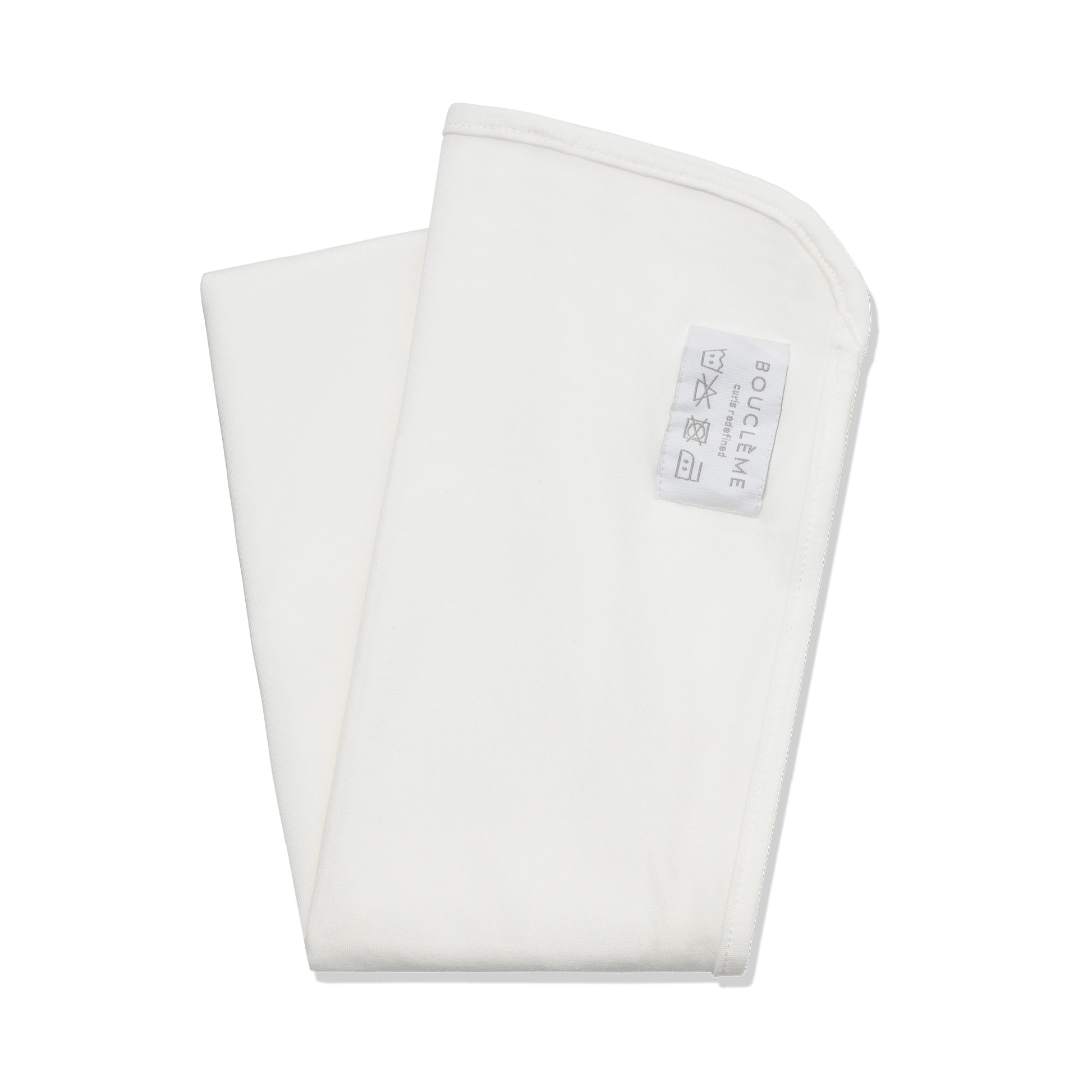 Made from organic cotton, bamboo and elasthene, our super soft Curl Towel enhances curl formation.